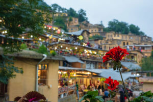 amin-safaripour-9VE9BqQ6jyQ-unsplash