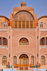 dad-hotel-BuoyWWw1wLk-unsplash